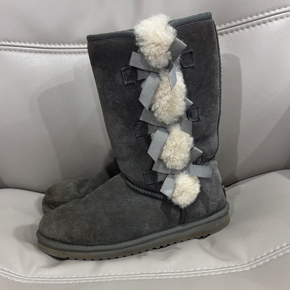 Koolaburra by UGG • Victoria Tall Suede Boots Cinder || Size 8